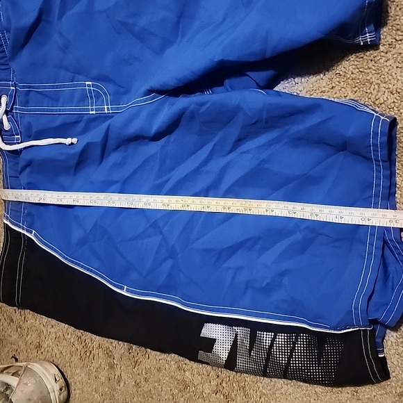NIKE Vintage Blue & Black Swim Trunks - Picture 13 of 15